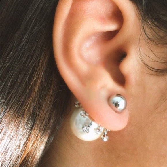 ✨Double Side Pearl & Crystal Earrings✨ - Picture 2 of 5